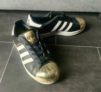 Adidas Superstars zu verkaufen Sachsen - Grumbach Vorschau