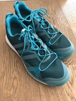 Adidas Turnschuhe Gr.42 mit Gore Tex NEU Bayern - Poing Vorschau