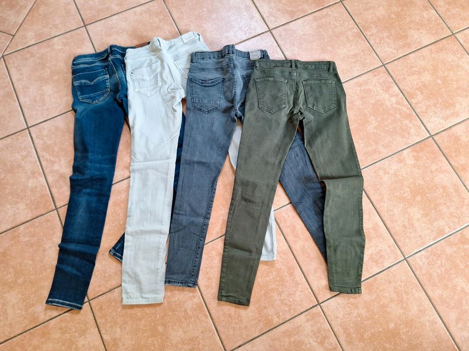 4 Skinny Jeans Gr.164 in Plaidt