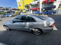 Schlachtfest MERCEDES-BENZ C-Klasse (W203) C 320 CDI  165 kW  224 Nordrhein-Westfalen - Leverkusen Vorschau