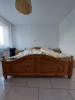 Schlafzimmer Bett aus echtem Holz Nordrhein-Westfalen - Paderborn Vorschau