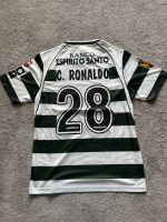 C. Ronaldo Gr. M Sporting Lissabon 2003 Retro Fussballtrikot Baden-Württemberg - Jestetten Vorschau