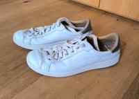 weiße Sneaker von Ugg Nürnberg (Mittelfr) - Mitte Vorschau