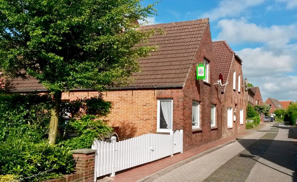 Urlaub Ferienhaus mit Garten in Ostfriesland an der Nordseeküste in Dornum