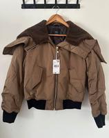 Jacke  von Mango NEU mit Etikett Aubing-Lochhausen-Langwied - Aubing Vorschau