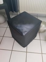 Hocker Sitzwürfel Cube Kunstleder schwarz H x B x L 37 cm Hessen - Riedstadt Vorschau