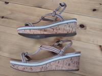 PRADA Sandalen Keilabsatz beige echtes Leder Echtleder Baden-Württemberg - Karlsruhe Vorschau