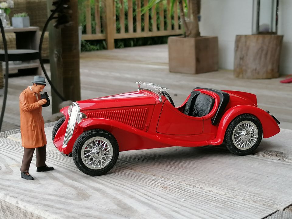 1:18 Jaguar Alfa Ferrari Fiat Polistil Revell Bburago Ertl Mille in Dillingen (Donau)