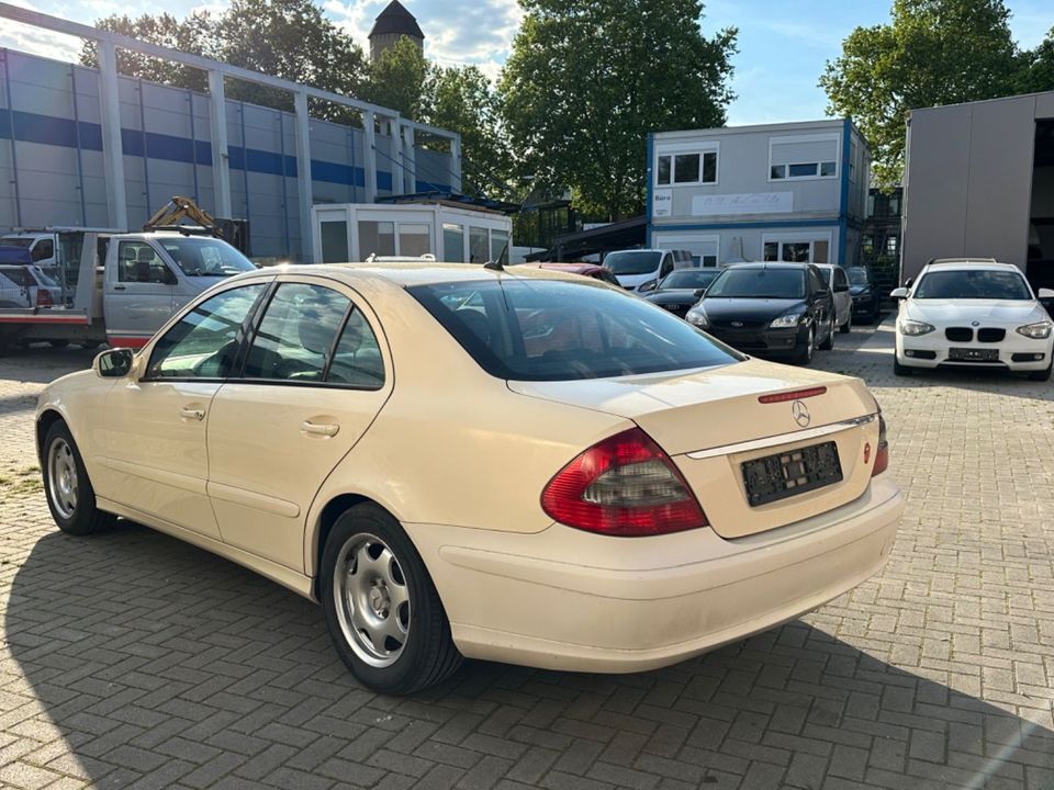 Mercedes-Benz E 200 CDI/Taxi/Leder/Automatik/ in Mannheim