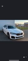 BMW 530d xDrive M Paket Premium Selection Garantie bis 11/2025 Baden-Württemberg - Singen Vorschau