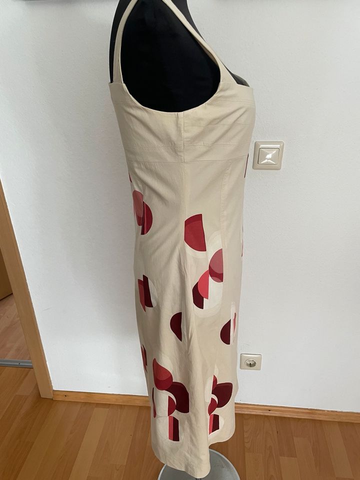 Rene Lezard tolles Kleid, 36/38, Hingucker in Mainhausen