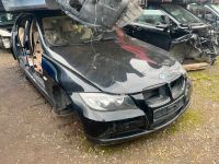 BMW 3er E90 Limousine Schwarz Schlachtfest Ersatzteile Rheinland-Pfalz - Müllenbach (bei Adenau) Vorschau