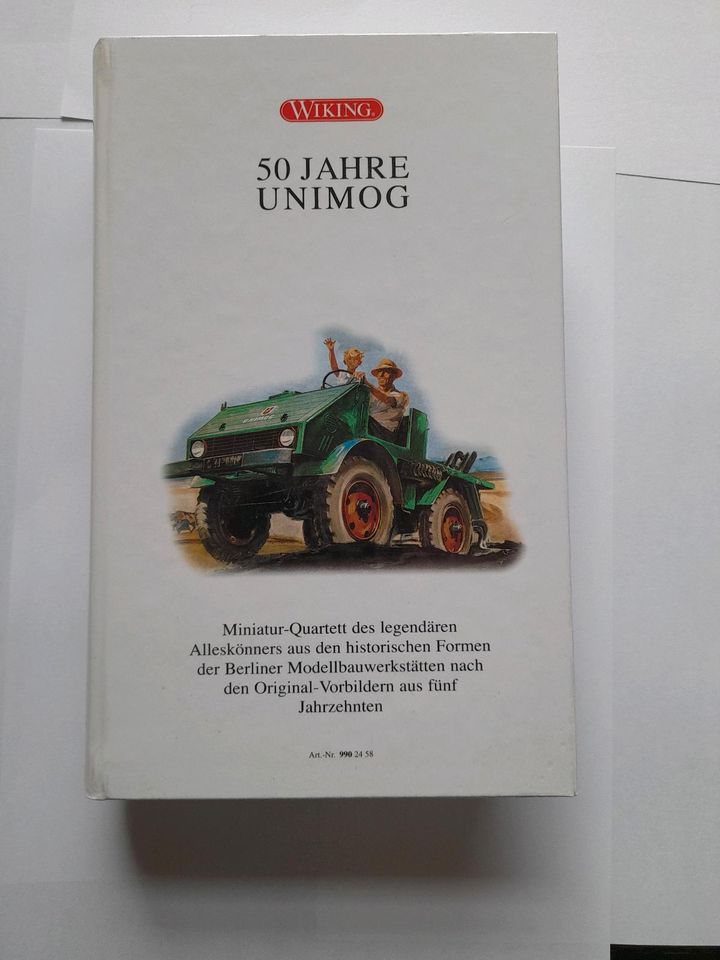 Wiking Set 990 24 58   " 50 Jahre Unimog " in Hannover