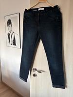 Cecil Scarlett Damen Jeans Gr.28 dunkelblau Top Zustand Nordrhein-Westfalen - Kirchlengern Vorschau