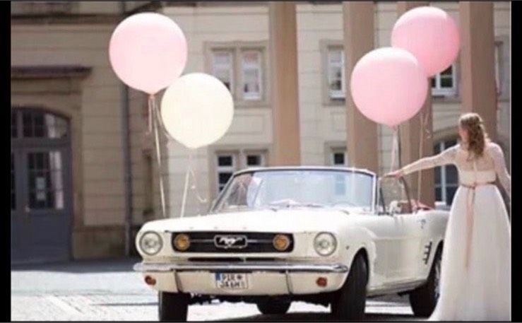 Mustang Cabrio als Hochzeitsauto mieten - schick, weiß, V8 in Pirna