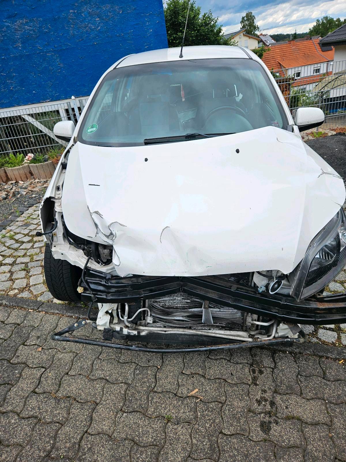 Abbildung des Autos Chevrolet Aveo Bastlerfa…