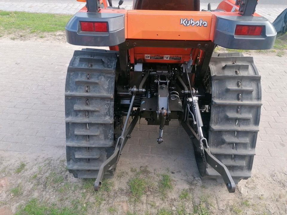 Kubota GT21 mit Ketten Kleintraktor Kettentraktor Gummiketten in Rossow