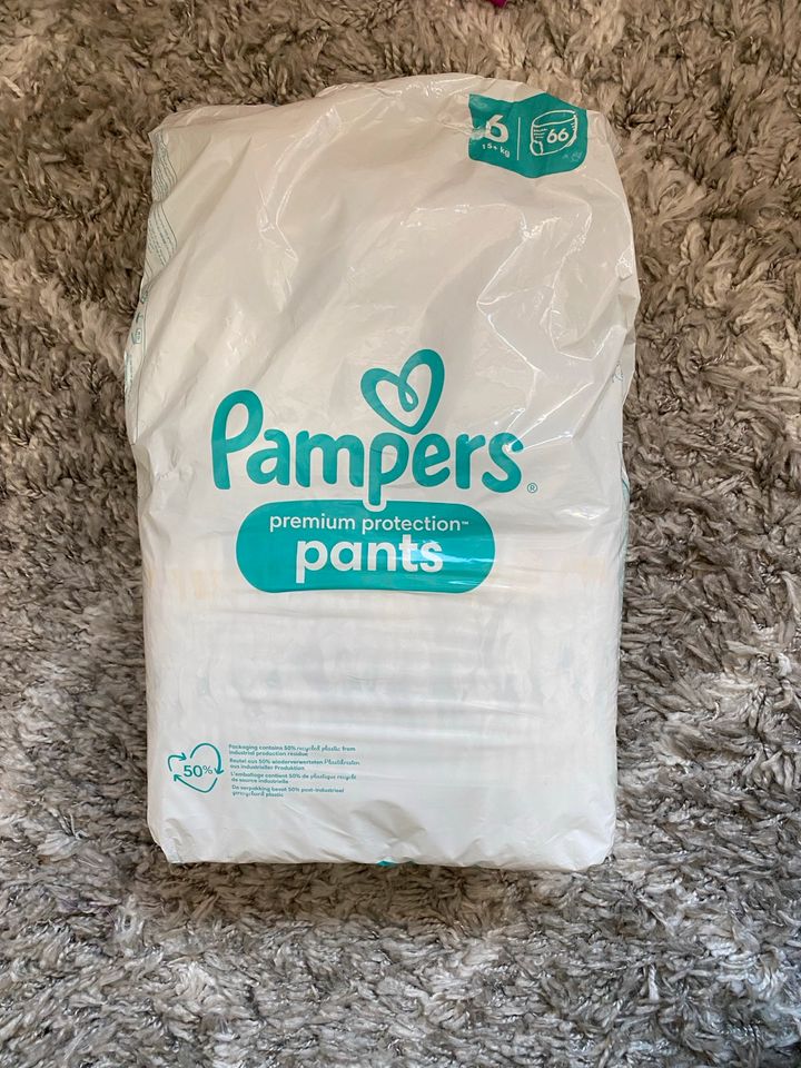Pampers Premium Protection Pants nr.6 in Paderborn