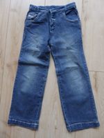 wNEU - coole Jeans Gr. 128 mit farbigen Nähten Rostock - Südstadt Vorschau