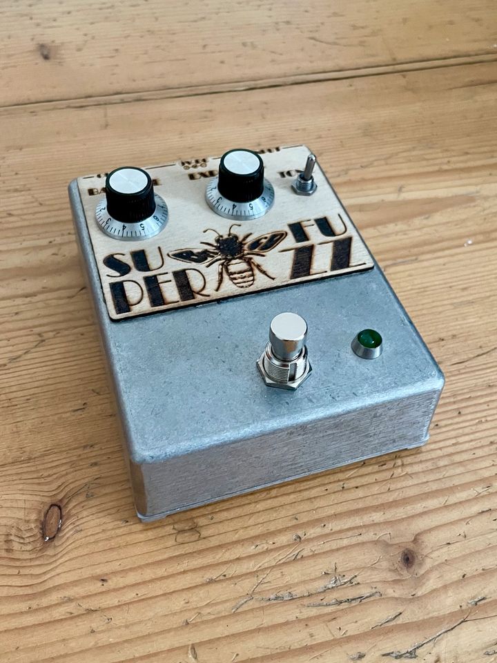 BMC DEVICES SUPER FUZZ - Effekt-Pedal - SHIN-EI UNIVOX in Dresden