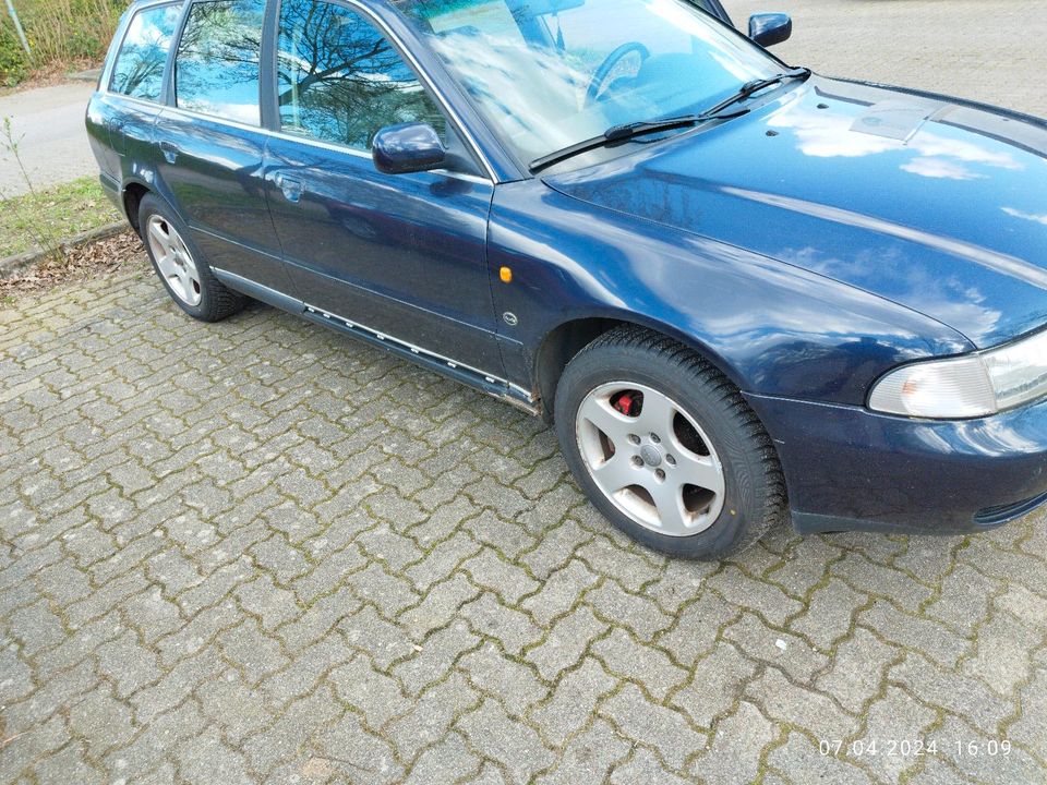 Audi a4 quattro v6 in Neumünster