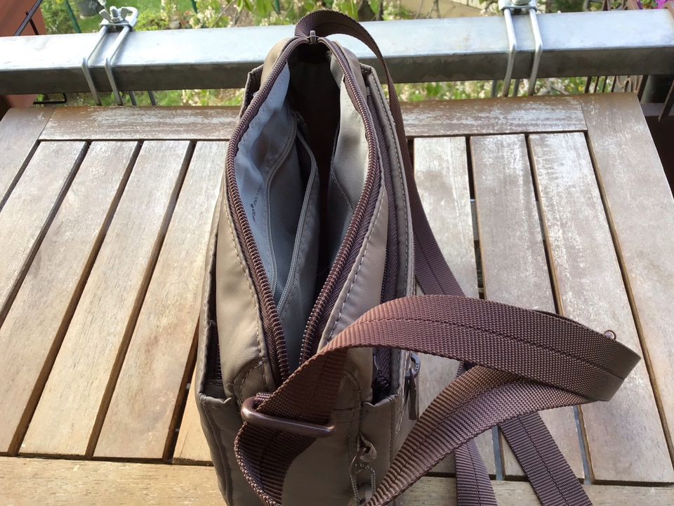 Kleine Tasche von Hedgren *NEU* in Lichtenstein