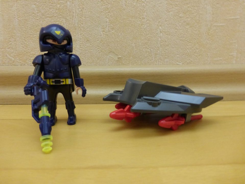 Playmobil 9086 Agent Sky Knight mit Fluggleiter *** TOP *** in Frankfurt am Main