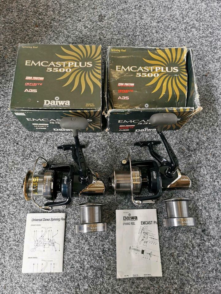 2× Daiwa Emcast Plus 5500 + E-Spulen Angelrollen Karpfenrollen in Bad Bentheim