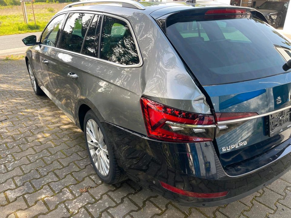 Skoda superb 2.0 tdi 4x4 in Stegaurach