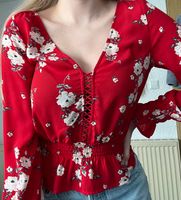 Neu Divided H&M Bluse floral Muster Blumen rot Gr 32 - 34 Bayern - Wenzenbach Vorschau