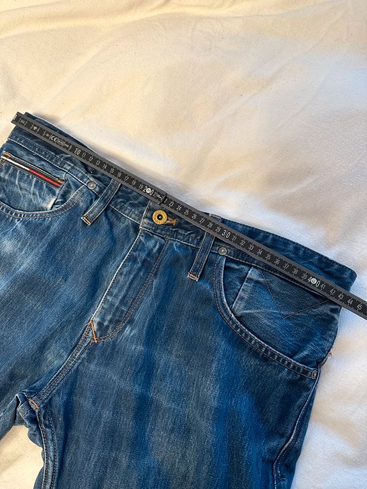 Tommy Hilfiger Jeans 34/32 in Freinsheim