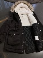 Mädchen Winterjacke Größe 140 Nordrhein-Westfalen - Remscheid Vorschau