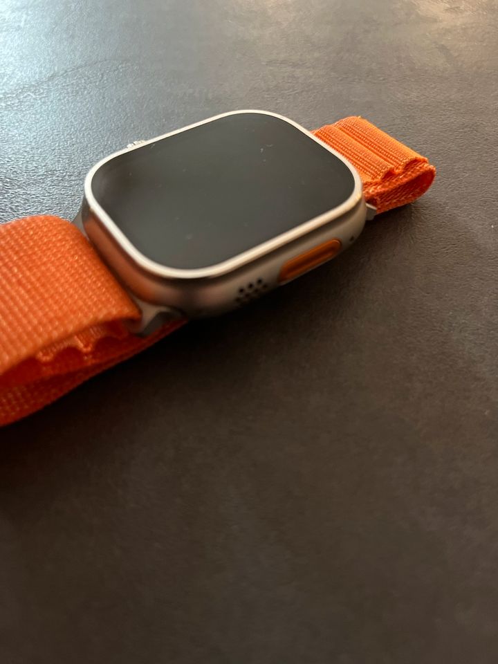 Ultra Smartwatch 49 mm in Saarburg