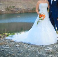 Brautkleid Hochzeitskleid A-Linie Spitze Corsage Ivory Schleppe S Bayern - Iphofen Vorschau