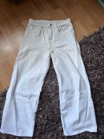 S. Oliver,  weiße Jeans, kaum getragen, W 36 Hessen - Fulda Vorschau