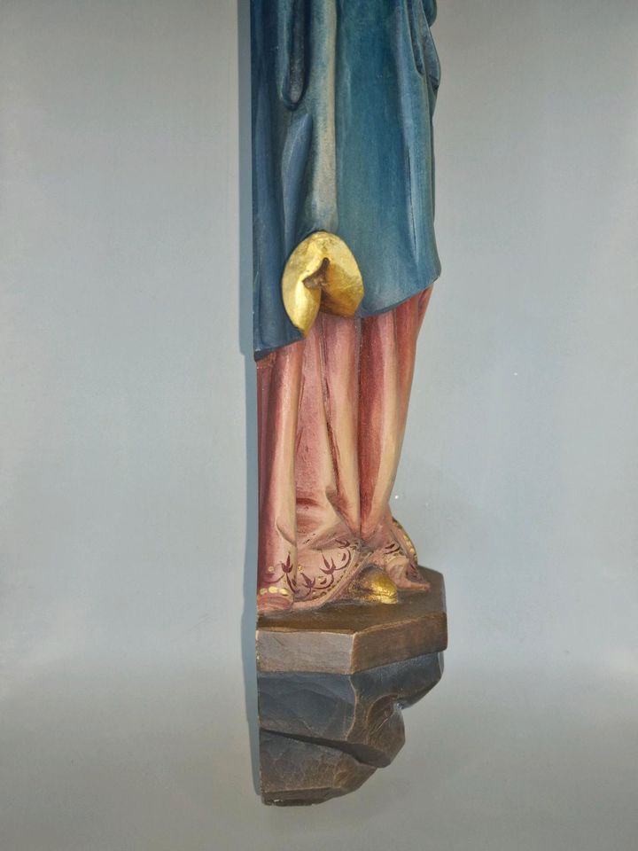 Madonna mit Kind aus Holz geschnitzt und bemalt/ h ca. 59cm in Ingolstadt