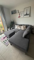 Couch Sofa Stoff grau mit Hocker Köln - Mülheim Vorschau
