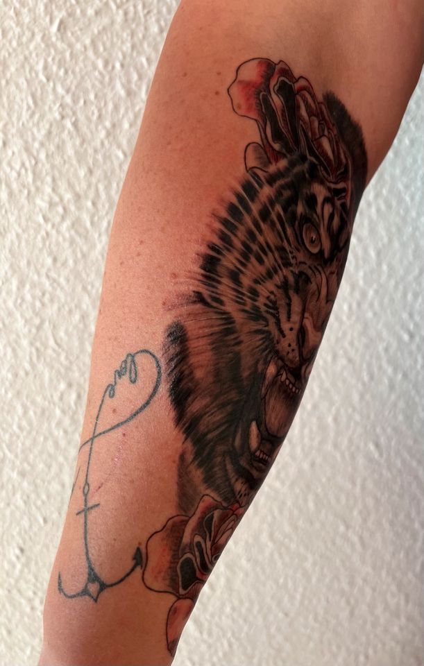 Tagessitzung Tattoo Atelier über den Dächern von Ulm Ink in Ulm