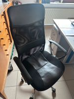 5 hochwertige Büro Tische 160\80 , 3 Stühle und ein Büro Stuhl Rheinland-Pfalz - Vallendar Vorschau