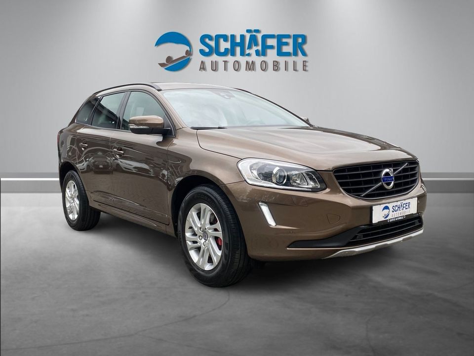 Volvo XC60 2.0 Kinetic #AUTOM #NAVI #XENON #AHK #PDC in Moritzburg