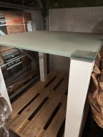 Tisch mit Milchglasplatte. 750 cm h, Platte 80x80 München - Ramersdorf-Perlach Vorschau