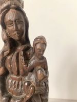 Antike schwarze Madonna mit Kind aus Holz geschnitzt Bayern - Schwanstetten Vorschau