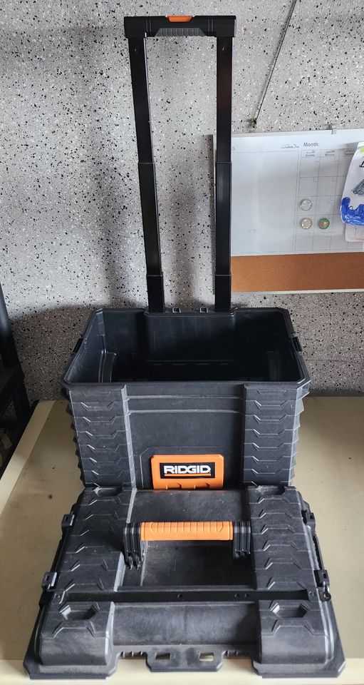 Ridgid Werkzeugtrolley Werkzeugkoffer Pro Gear System 54358 in Ostfildern