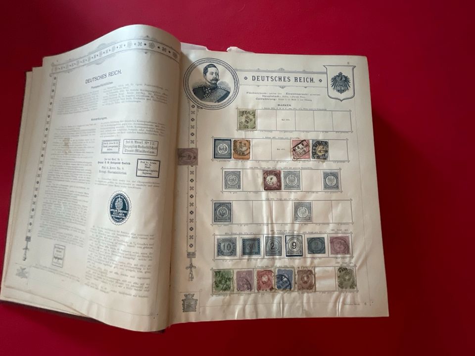Briefmarkensammlung Buch Welt in Altenstadt