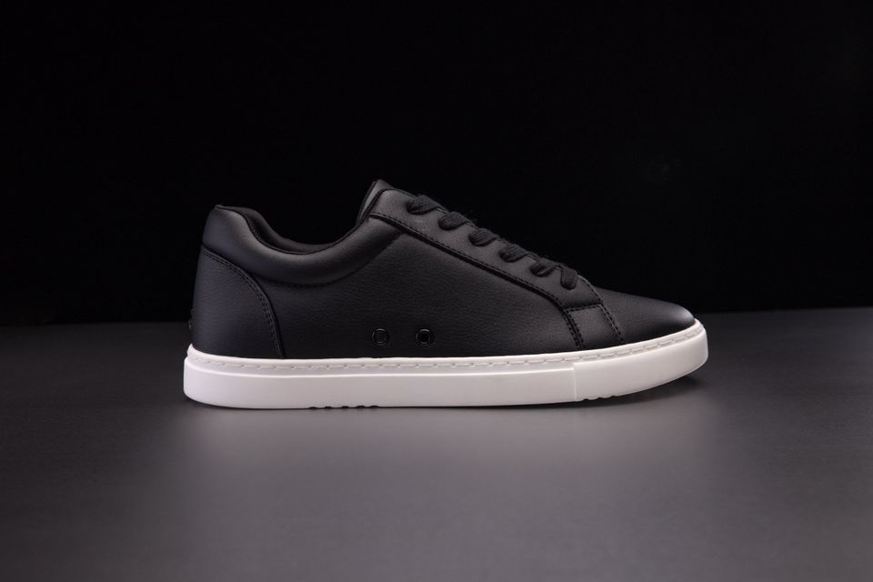 Fuego Low Top Black - Dance Sneaker in Köln