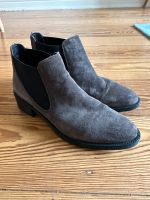 Stiefeletten Wildleder taupe grau 39 Hamburg-Nord - Hamburg Winterhude Vorschau