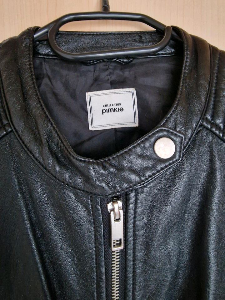 Pimpkie Kunstlederjacke schwarz Gr. 36 in Allmendingen