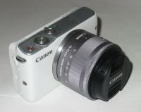 Canon EOS M 10 mit 15-45mm IS , 18MP, Systemkamera, OVP, wie neu Ramersdorf-Perlach - Ramersdorf Vorschau