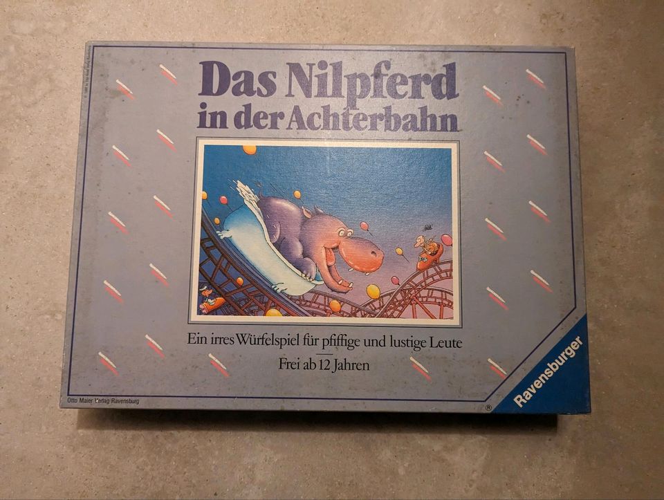 Spiel, Brettspiel, Nilpferd in der Achterbahn in Ahrensbök