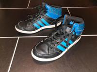 Schuhe Adidas Sneaker Gr. 37 1/3 bzw. 4 1/2 Nordrhein-Westfalen - Moers Vorschau